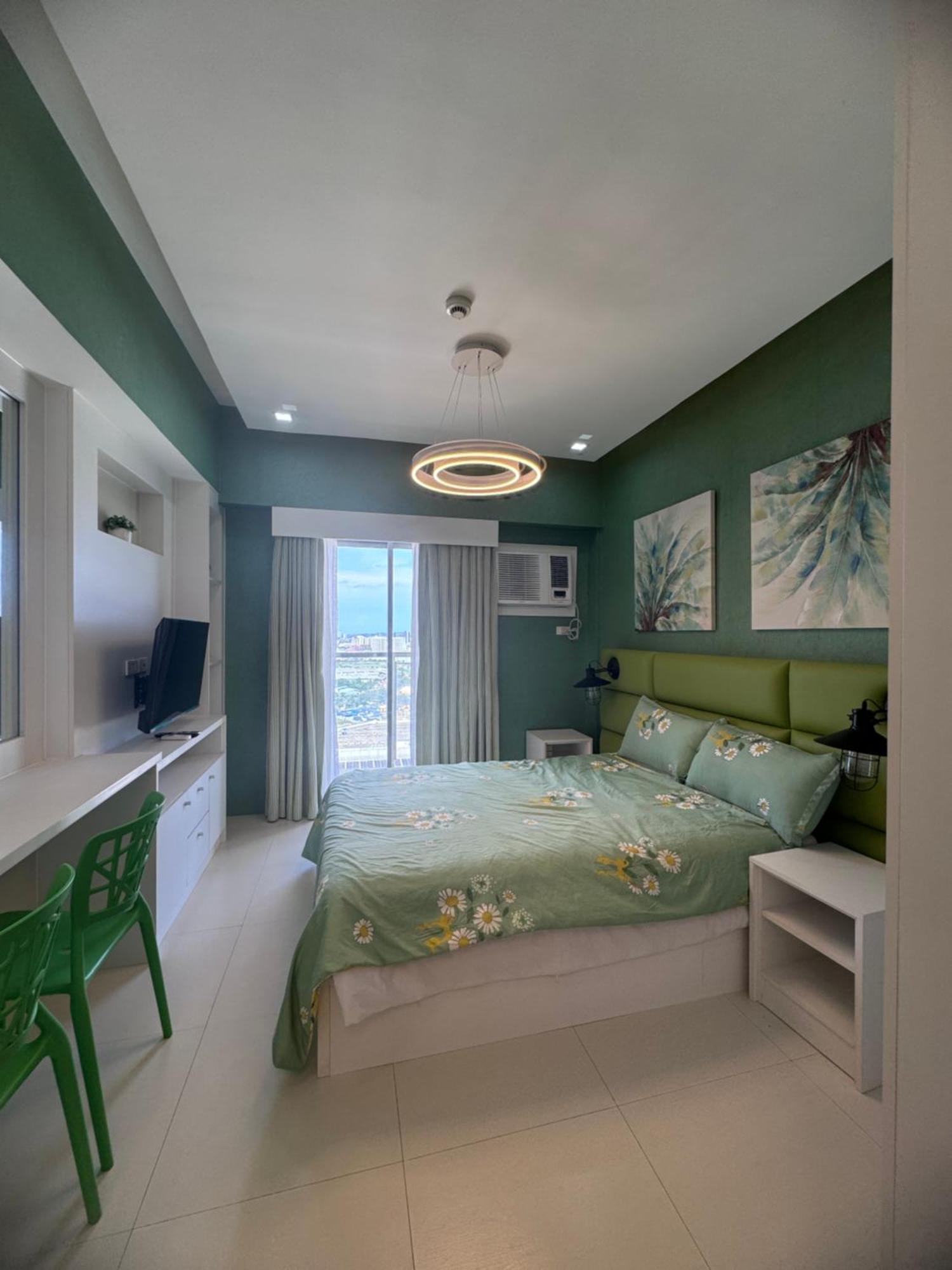 Luxanos Condo Place- Sunvida Tower セブ市 エクステリア 写真
